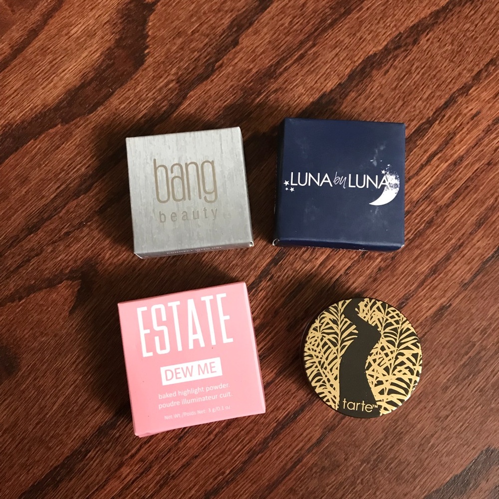 NIB Makeup bundle - Picture 2 of 6